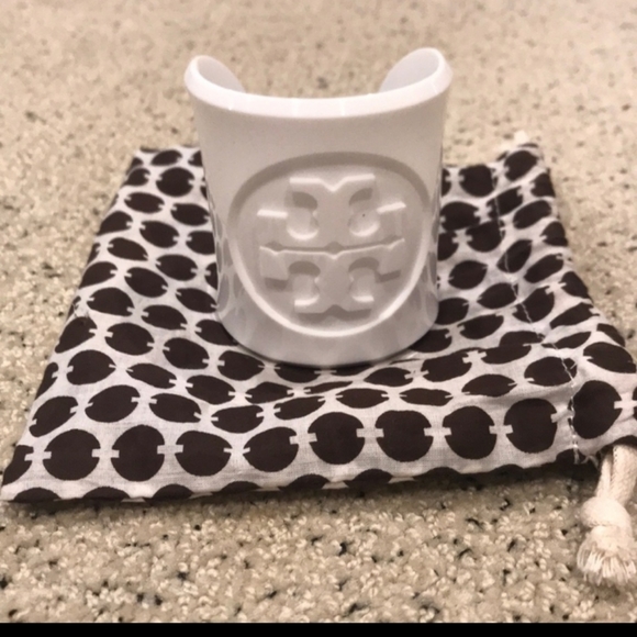 Tory Burch Cuff White lucite - Picture 9 of 15